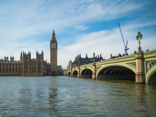 The view of Westminster Bridge, Big Ben and the Houses of Parliament in London - London Canvas